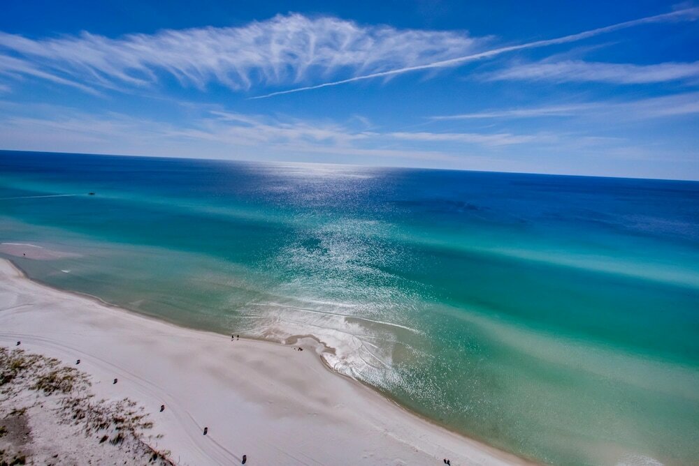 Фото Emerald Beach by Forehand Rentals