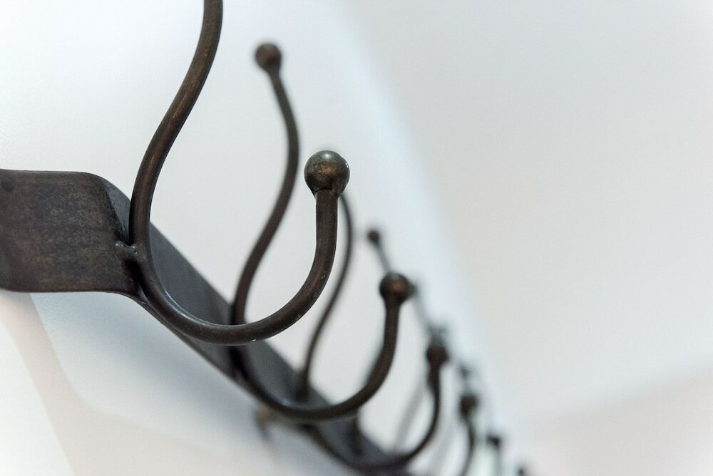 Фото Avalon House