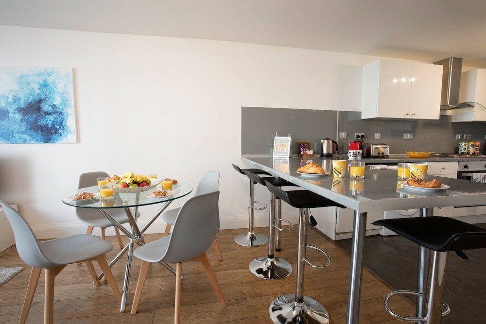 Фото Rest & Recharge Regents Ct 3bed Sleeps 7