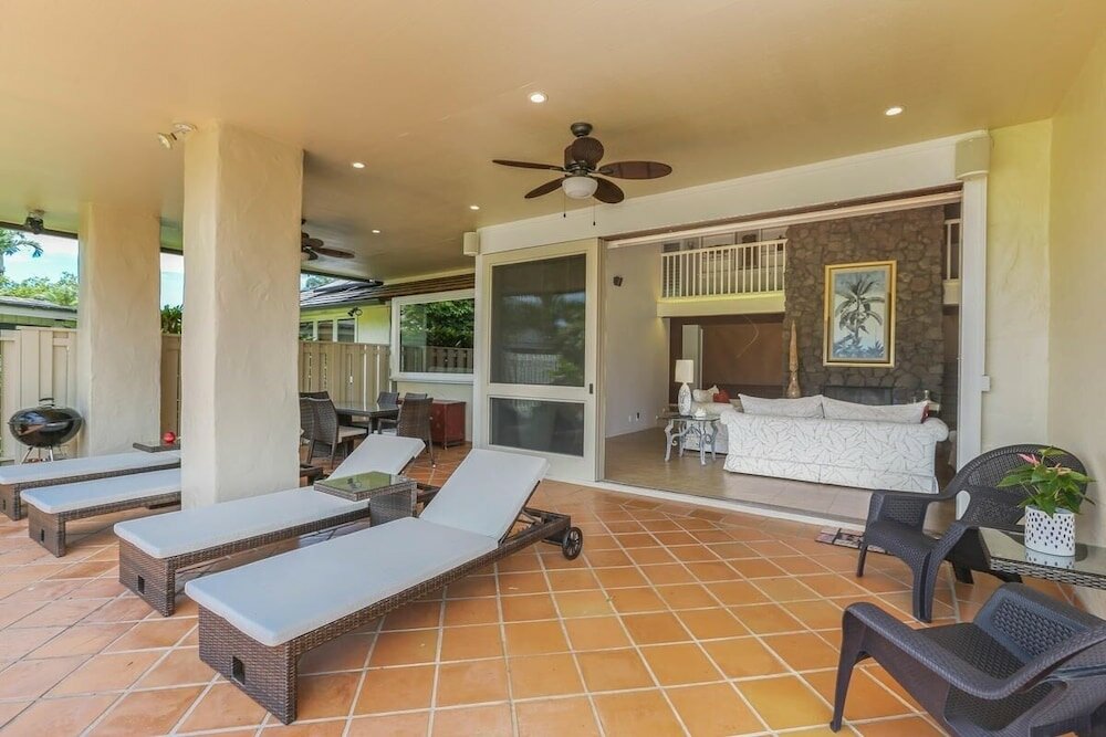 Фото Coral Hale 5 Bedroom Home by Redawning