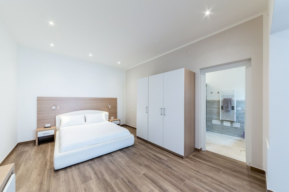 Фото La Promenade