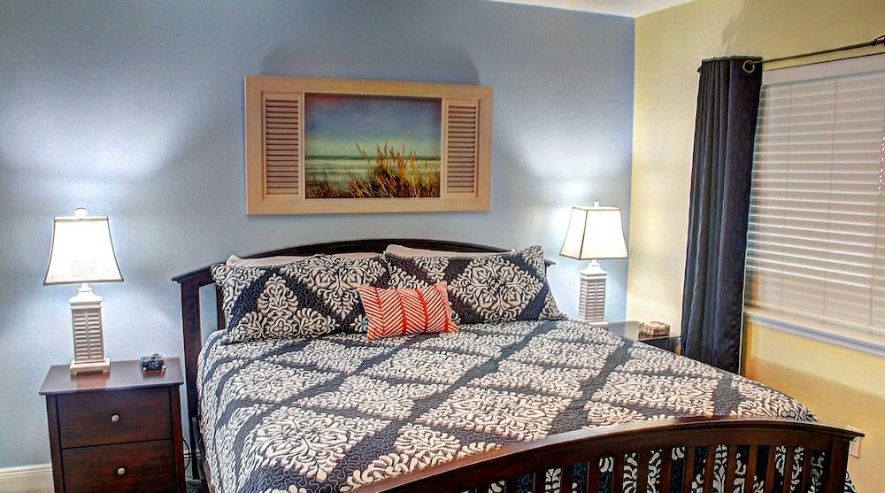 Фото Emerald Beach by Forehand Rentals