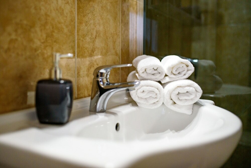 Фото California Apartments III