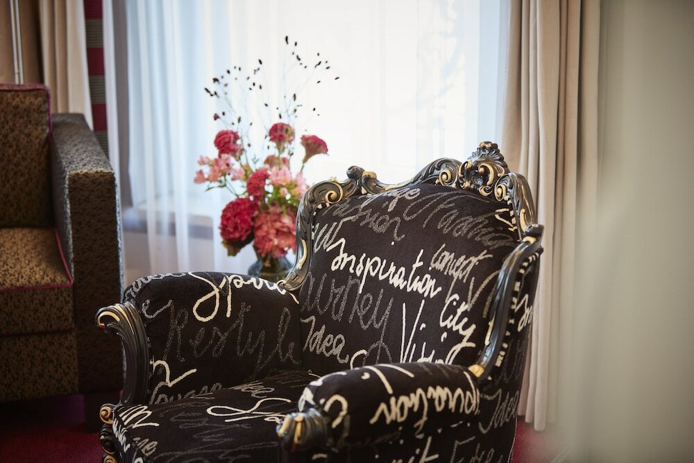 Фото Schweizerhof Zürich