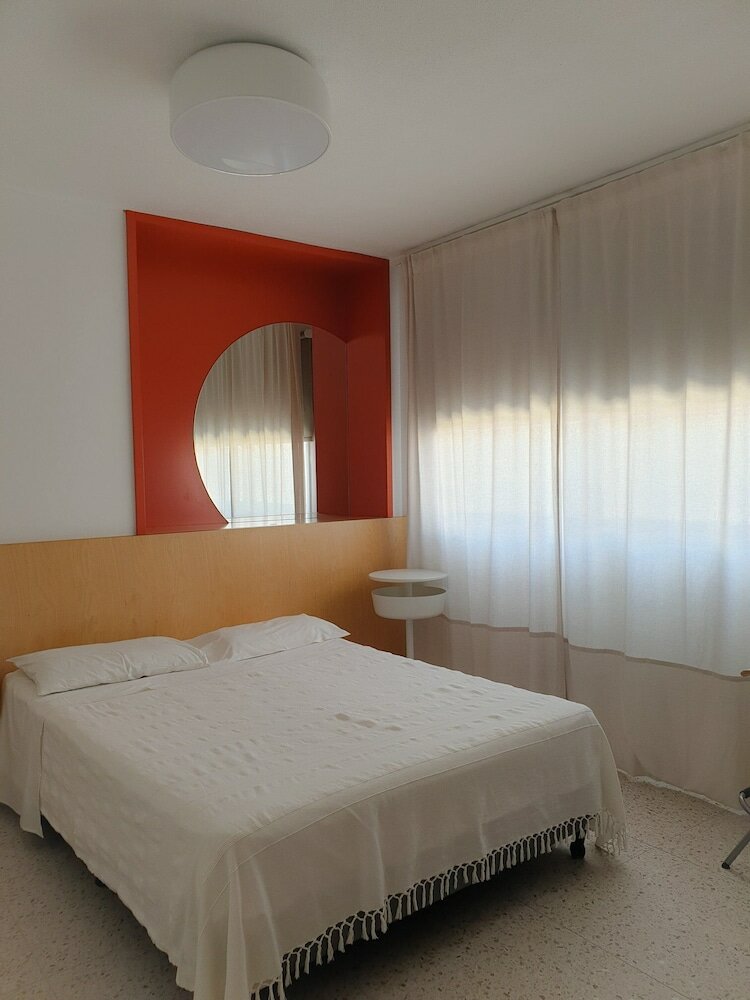 Фото Rainbow Apartments