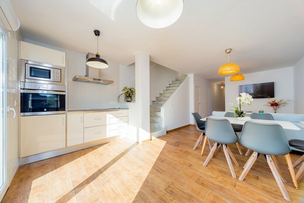 Фото Apartamentos El Abuelo