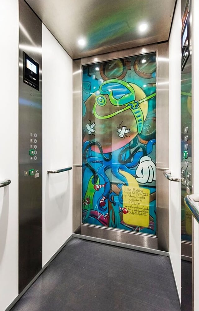 Фото Boho Room in the City With Remarkable Rooftop