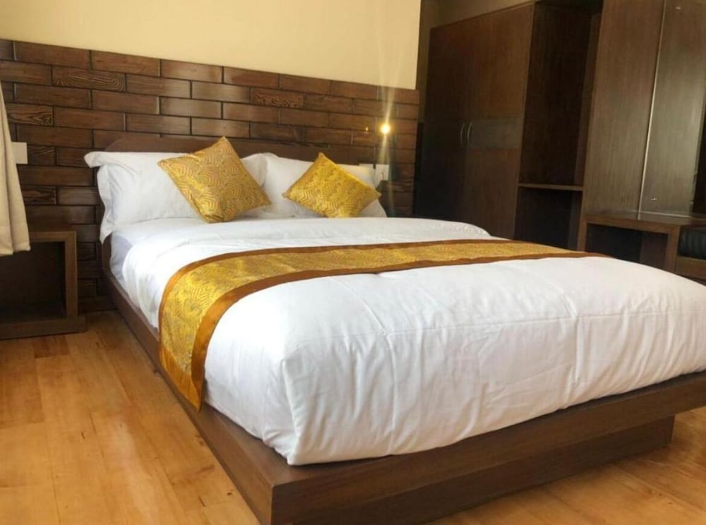 Фото Hotel Lhayul