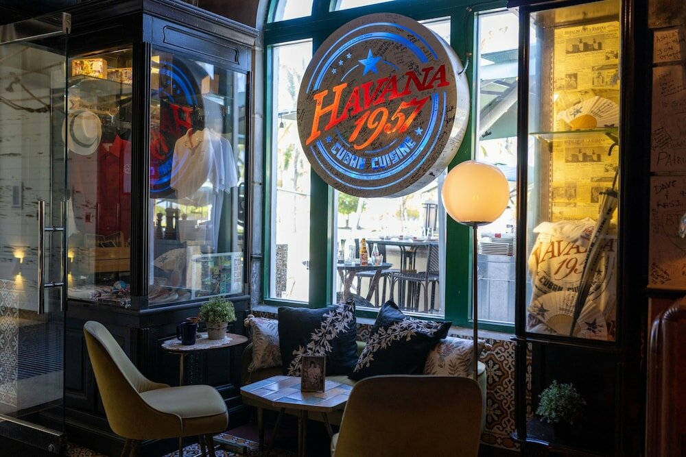 Фото Marriott Vacation Club Pulse, South Beach