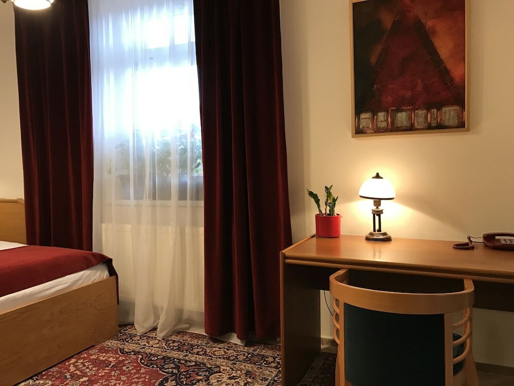 Фото Antik Hotel Sofia Litomysl