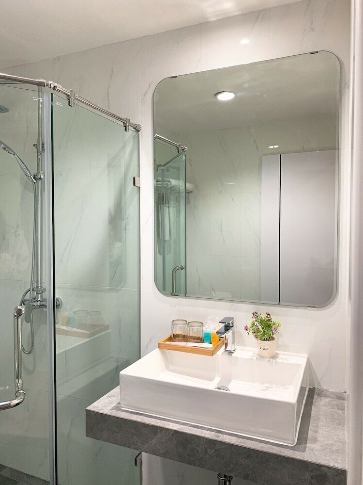 Фото Miloft Sathorn Hotel