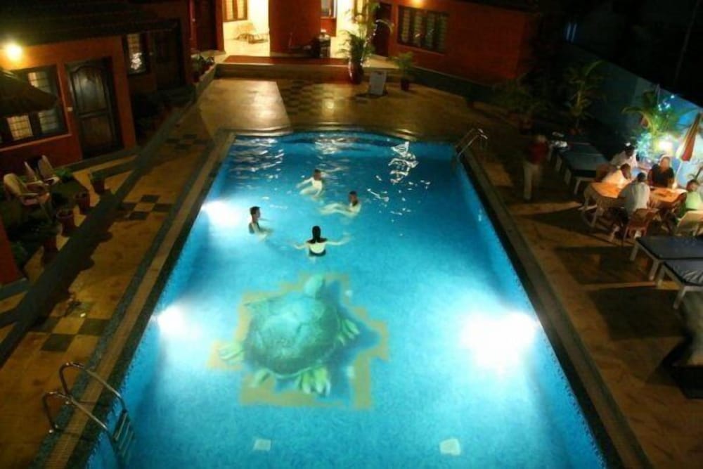 Фото отеля 2