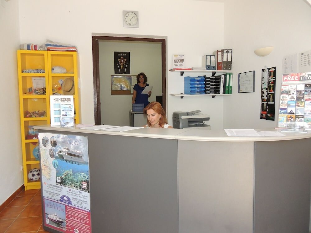 Фото Apartamentos Sa Cala