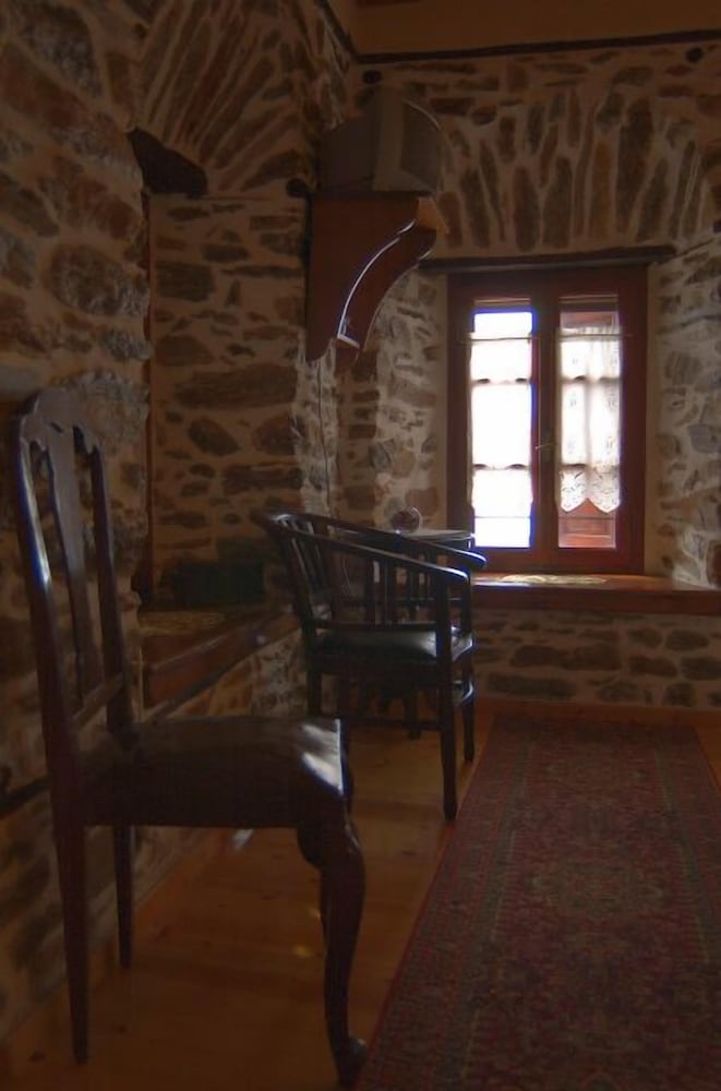 Фото Mansion Terpou