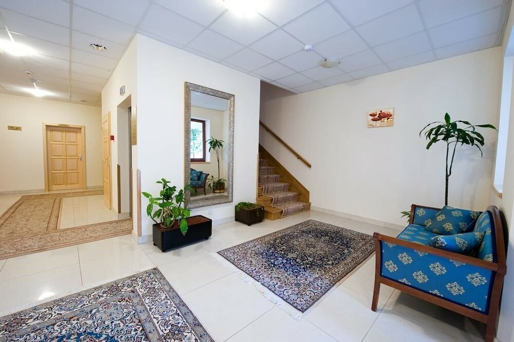 Фото Hotel Karpatsky Dvor