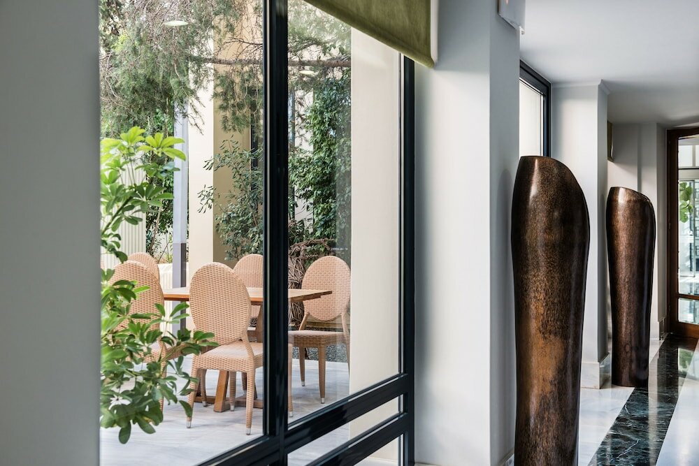 Фото Avra City Boutique Hotel