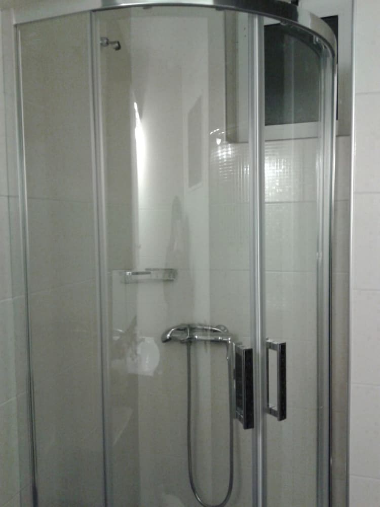 Фото Fantasia Hotel Apartments