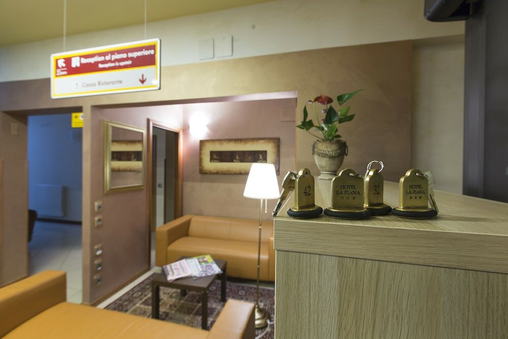 Фото Hotel La Piana