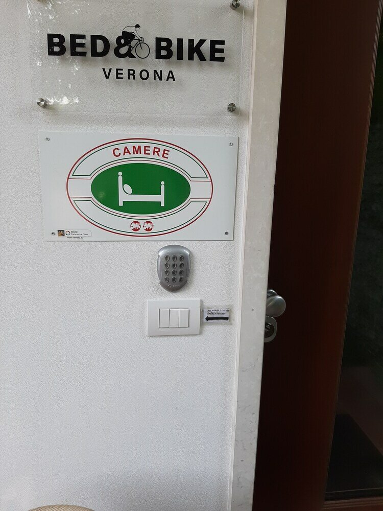 Фото Bed and Bike Verona