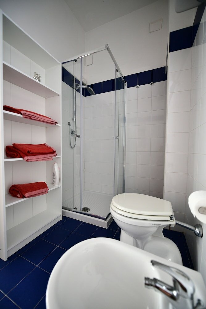 Фото Queen Vatican