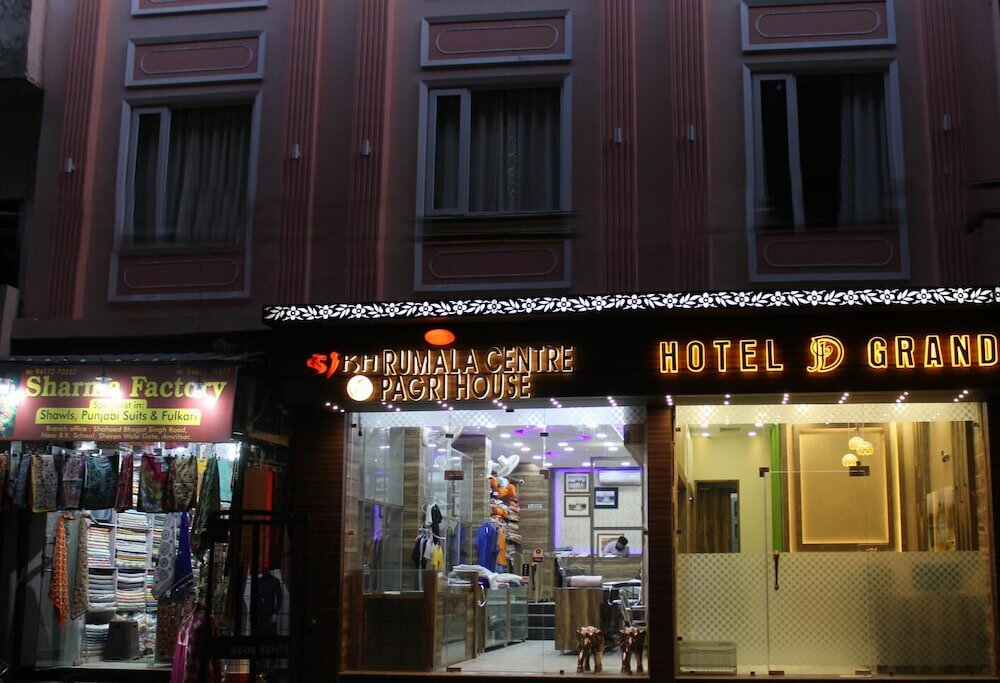 Фото отеля 3