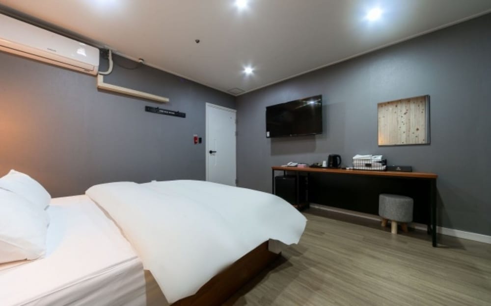 Фото The Way Hotel