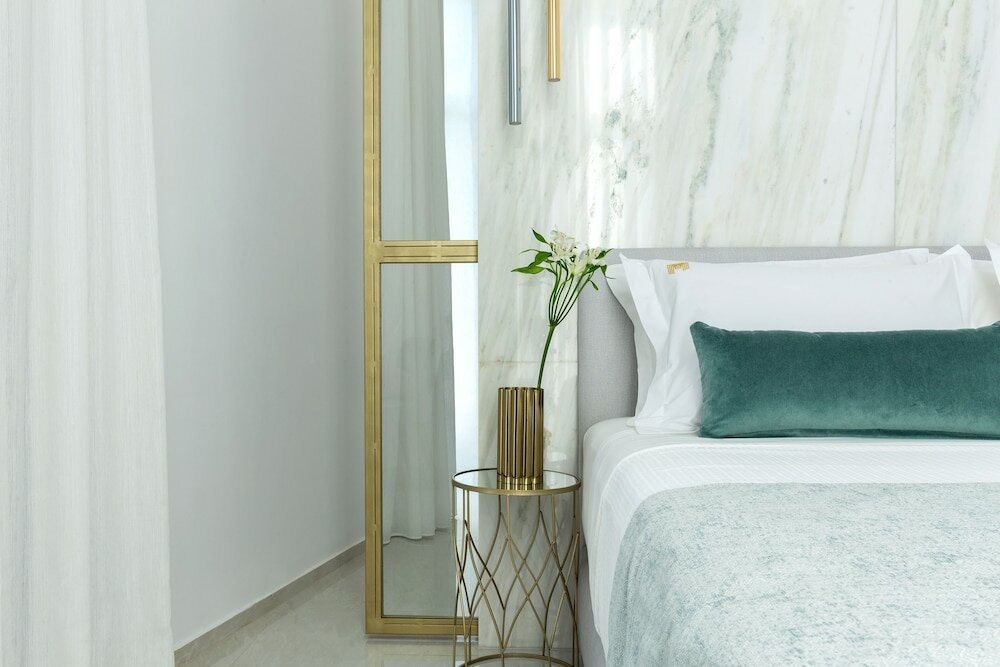 Фото Mirabile Luxury Suites