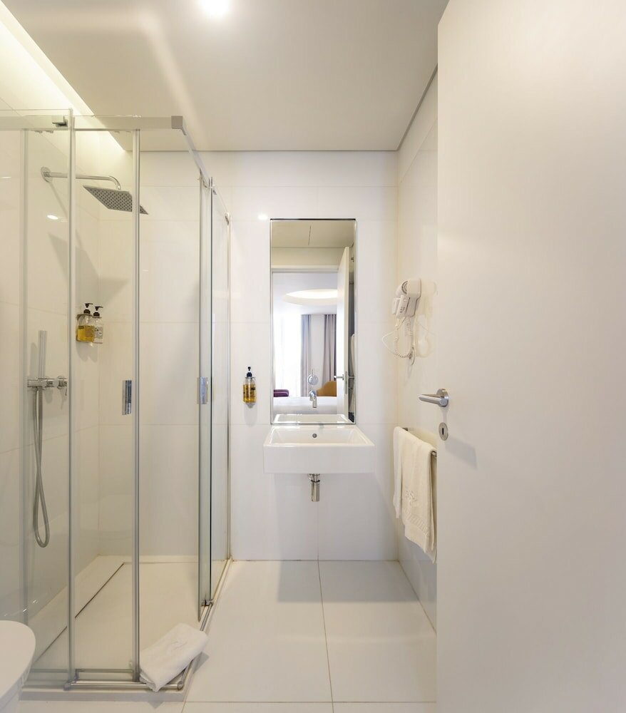 Фото Lisbon Serviced Apartments, Estrela Apartments