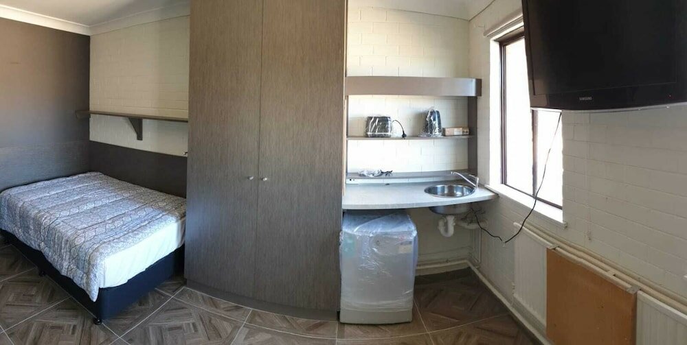 Фото Seranin Bathurst