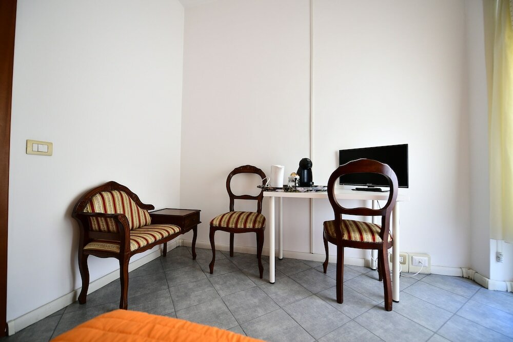 Фото Queen Vatican