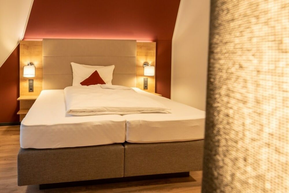 Фото Hotel Landgasthaus Ständenhof