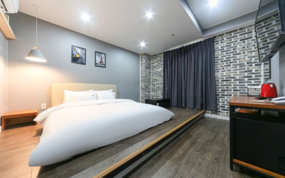 Фото The Way Hotel