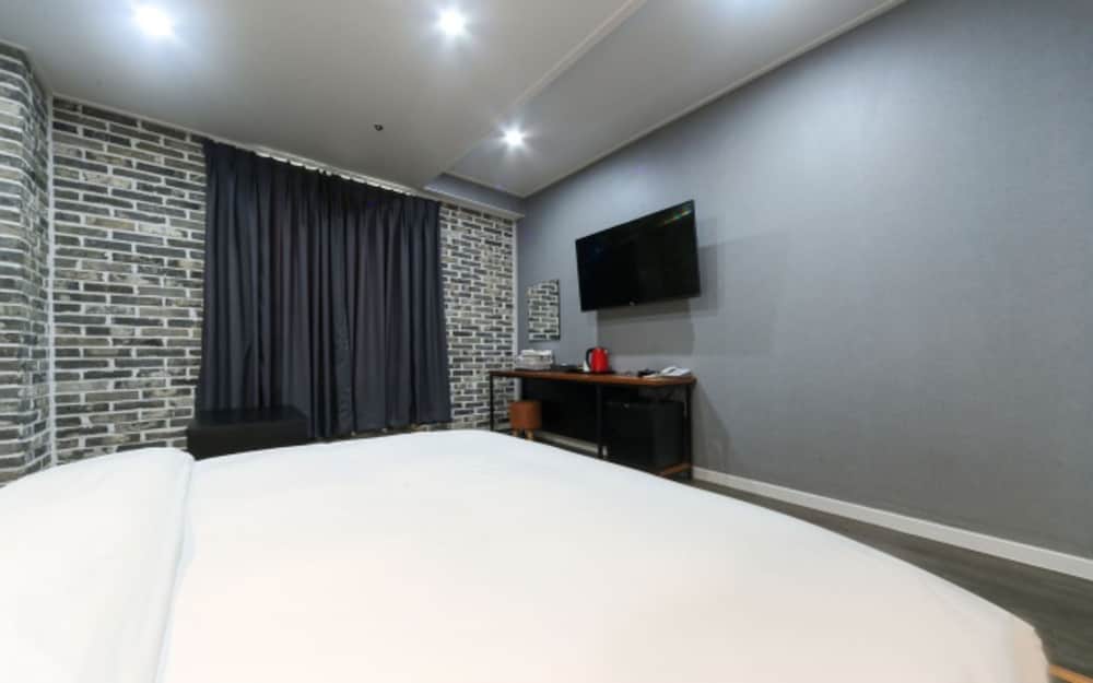 Фото The Way Hotel