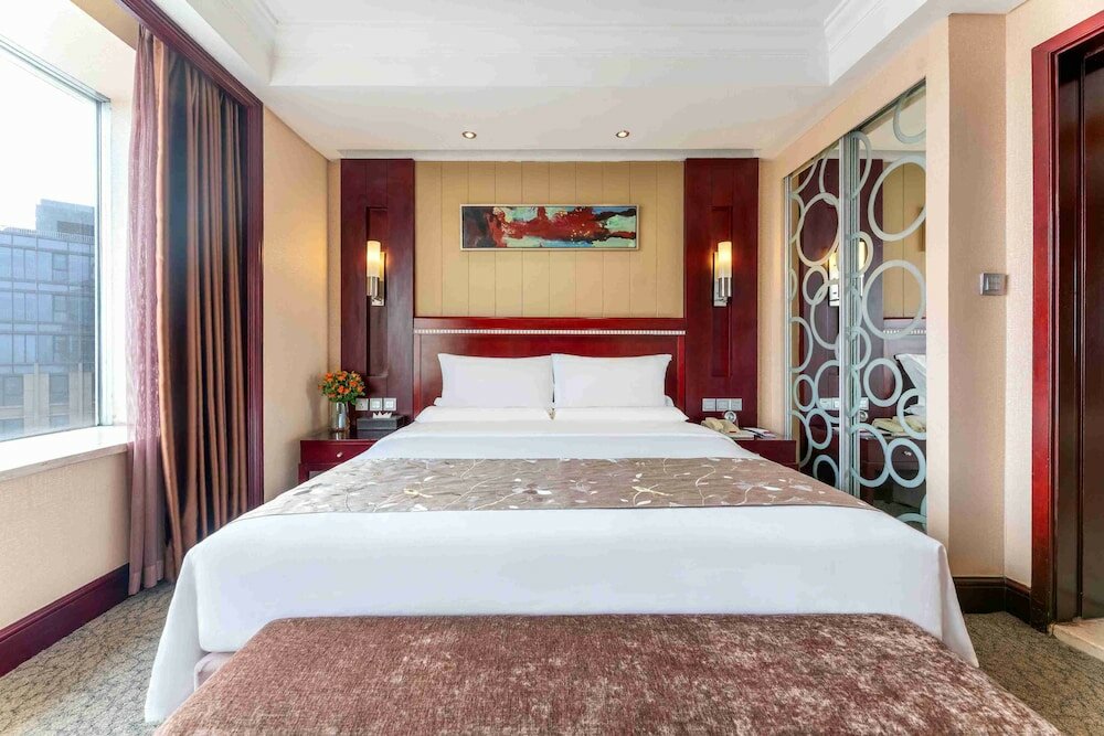 Фото Yun-Zen Century Hotel