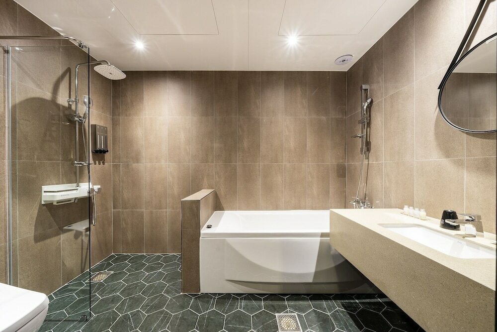 Фото Brown Dot Hotel Suwon