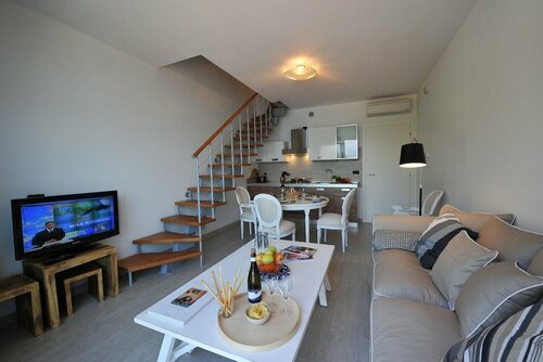 Апартаменты Bellano Perla Apt. 8