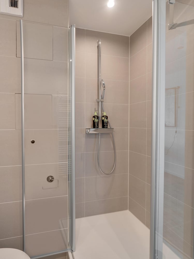 Фото Limehome Darmstadt