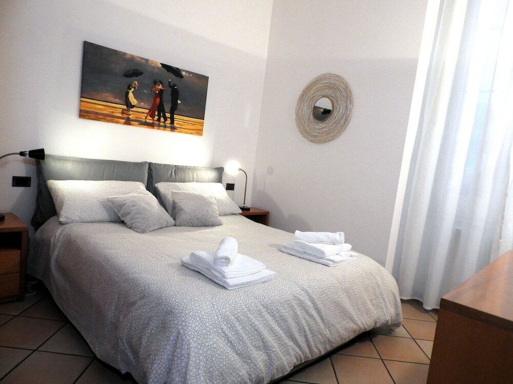 Фото Bohemian 1 Bedroom Flat in Brera District