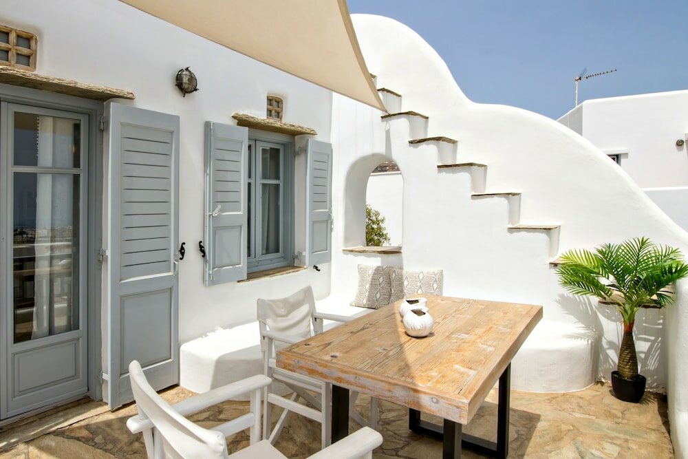 Фото Onar Hotel and Suites