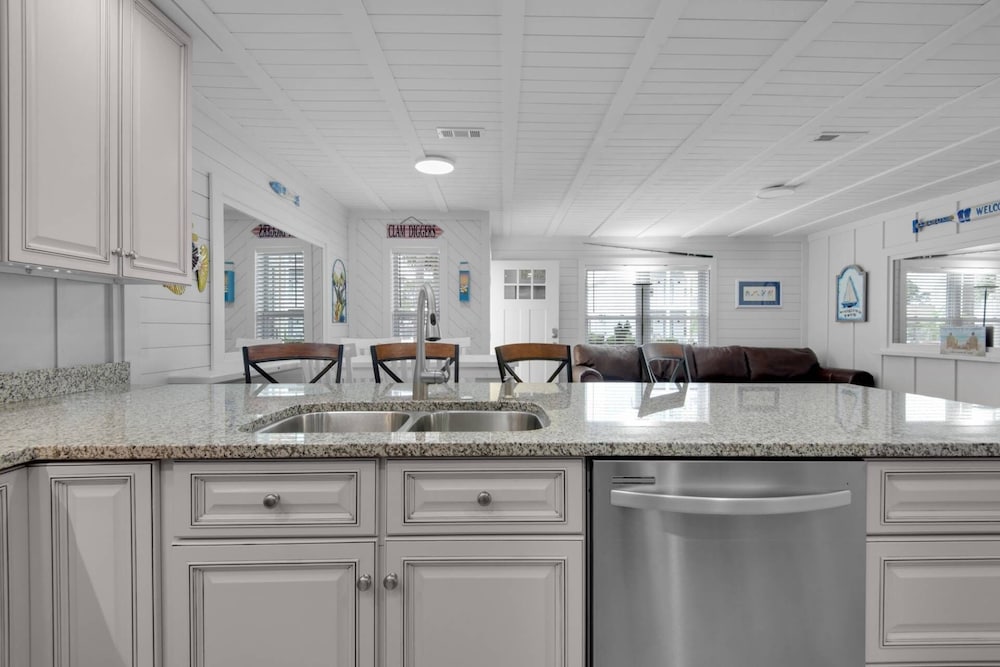 Фото Sunset Escapes B