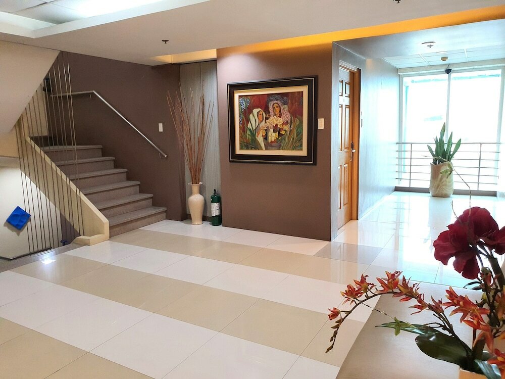 Фото Festive Hotel