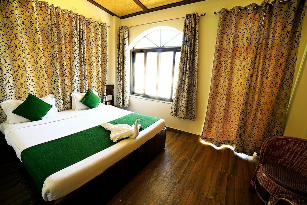 Фото Hotel Yog Tapovan