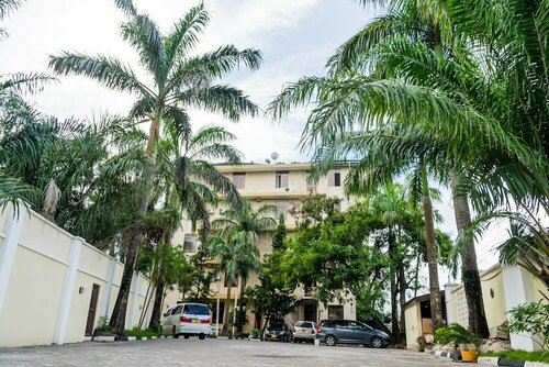 Гостиница The Grand Villa Hotel в Дар-эс-Саламе