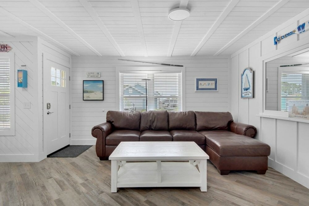 Фото Sunset Escapes B