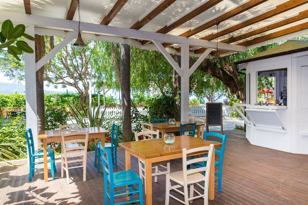 Фото Villaggio Turistico Bleu Village