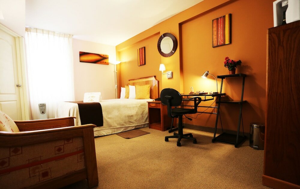 Фото Sol Plaza Hotel