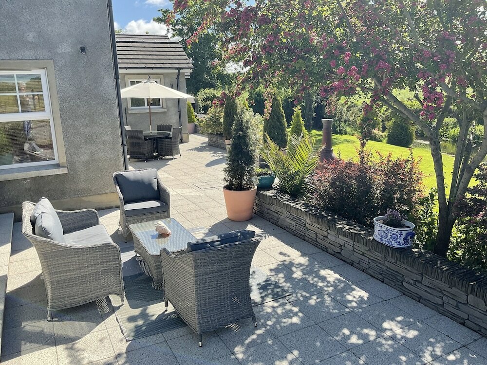 Фото Crowfield House