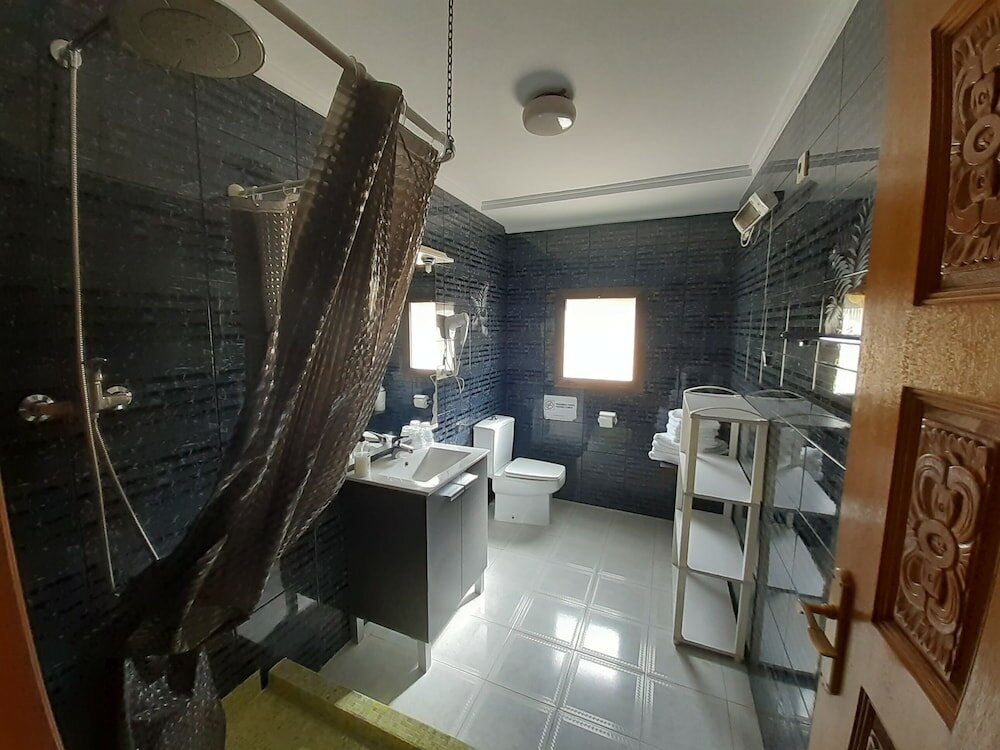 Фото Hotel Oasis