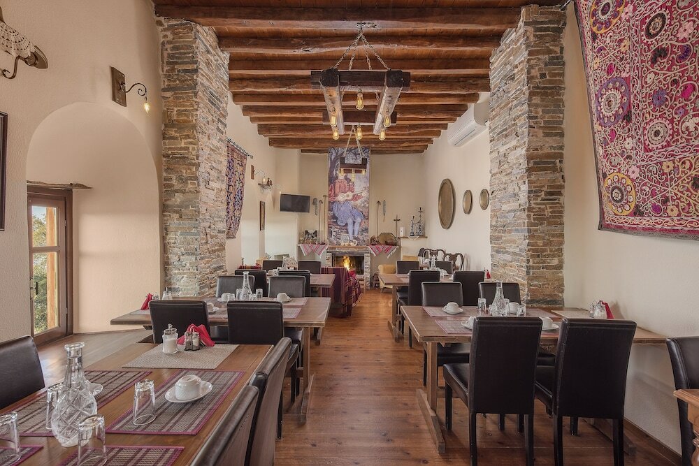 Фото Melanthi Traditional Hotel