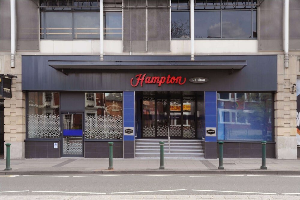 Фото Hampton by Hilton Birmingham Broad Street